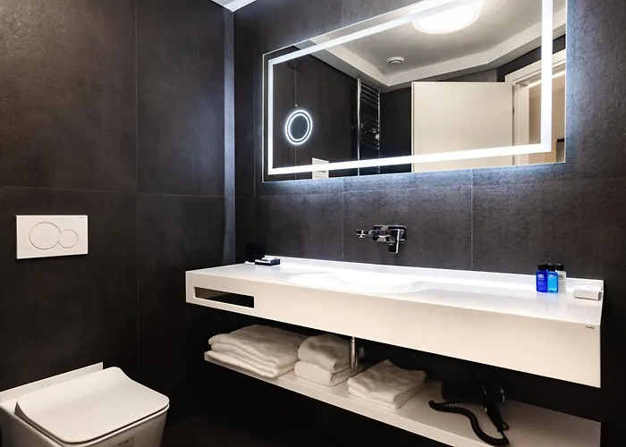 Πανσιόν Dream Trevi 4*
