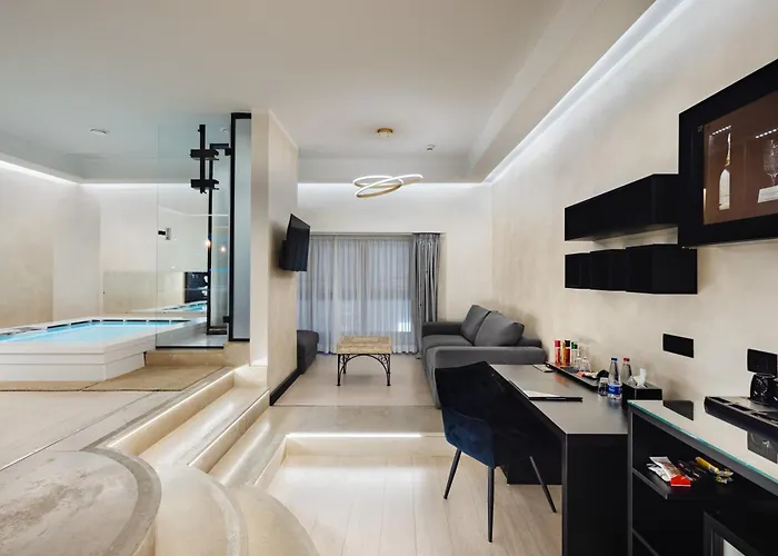 Πανσιόν Dream Trevi 4*